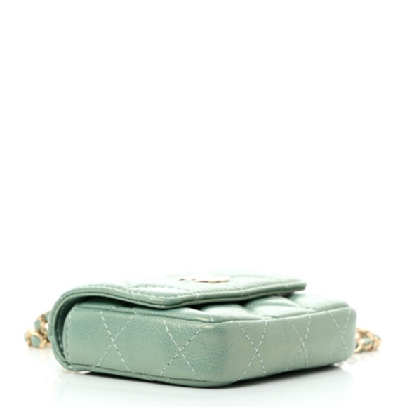 *CHANEL* 2021 Iridescent Pastel Green Caviar Quilted Pearl Coin Purse on Chain - Picture 4 of 10